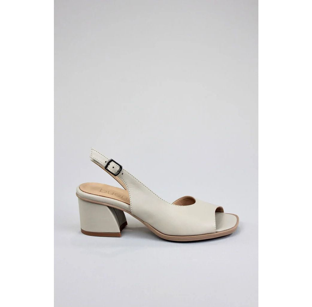 SANDALE BUENO - PAULA