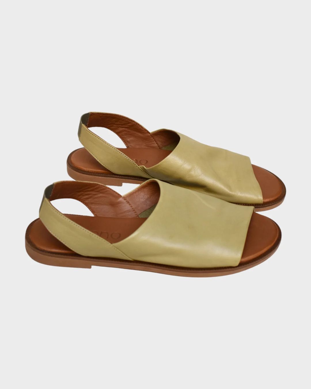 SANDALE BUENO - HAYDEN